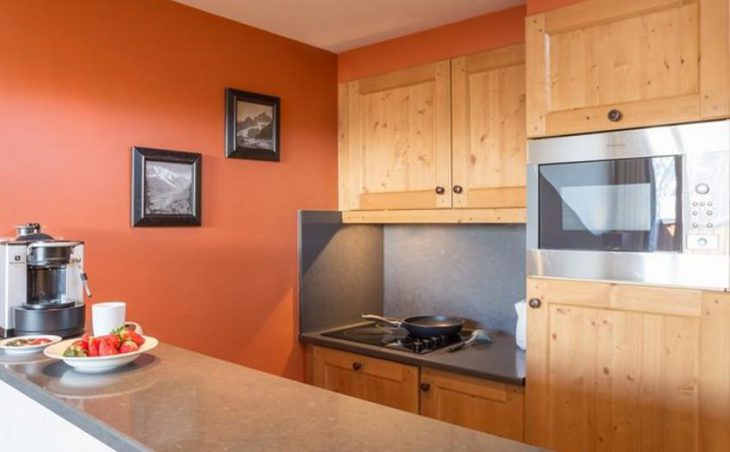 Les Chalets du Forum, Courchevel 1850, Kitchen 2